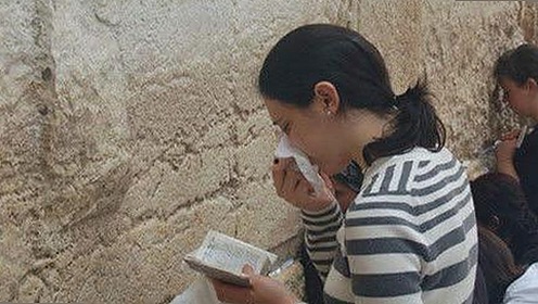 娱乐圈最新八卦大揭秘，明星关系变动引热议